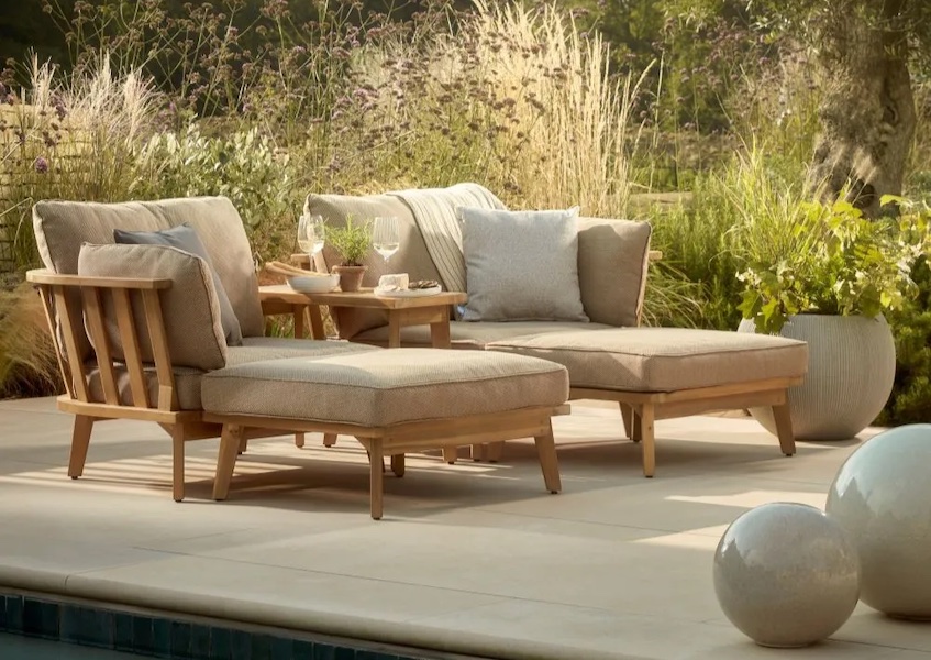 The Ultimate Guide to Garden Furniture: Choosing the Right Pieces for Every Style hero image