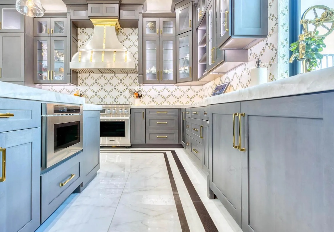 Luxury Kitchen Trends: How to Create a High-End Cooking Space on Any Budget hero image